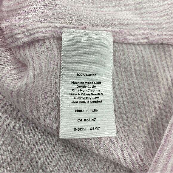 Talbots Women's Stripe Blouse size Medium - Picture 4 of 6